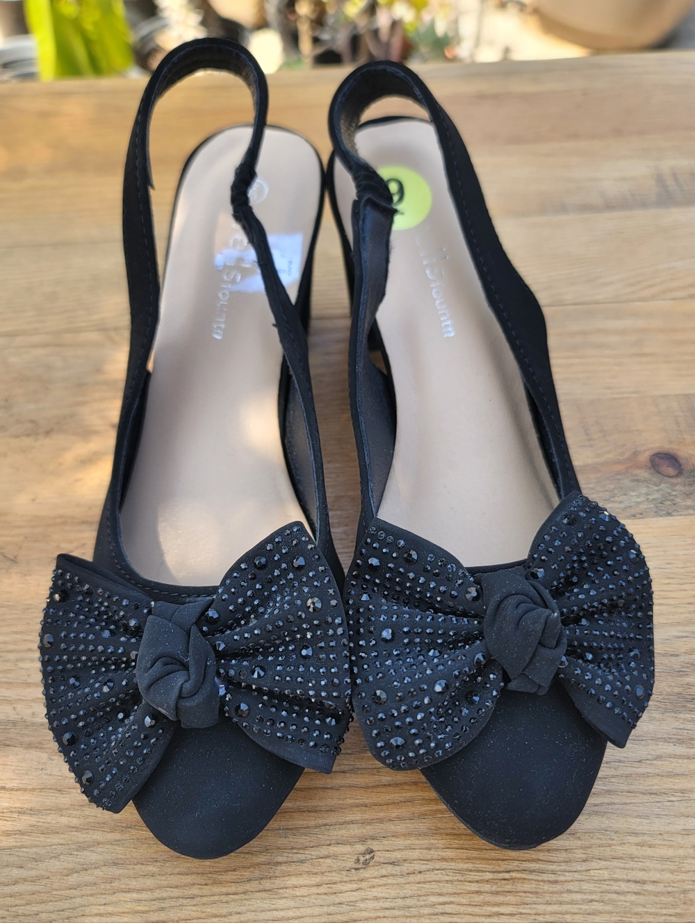 Black Embellished Bow Slingback WELLS FOUNTN Heels